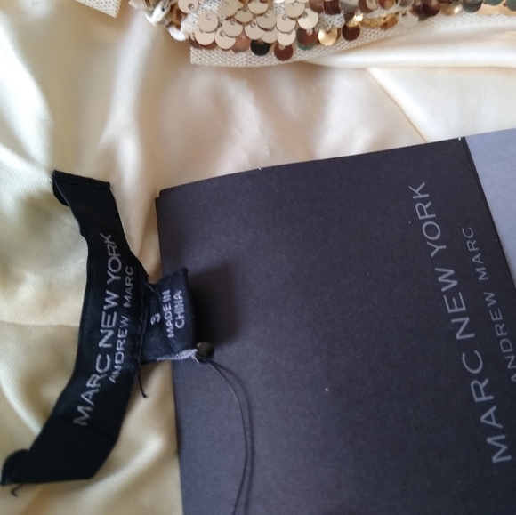 Sequin Mini Skirt - Picture 8 of 8